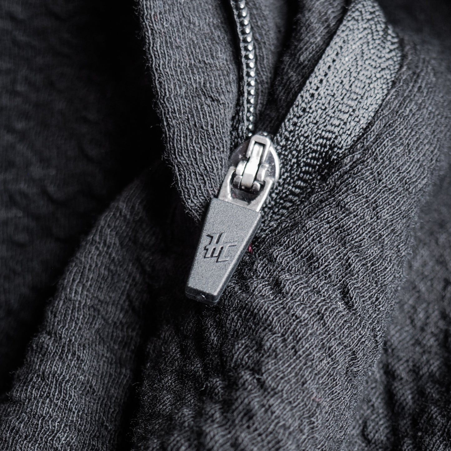 BLACK WAFFLE KNIT HOODIE
